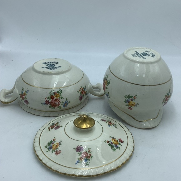 Vintage Johnson Bros England Old English Floral  Covered Sugar and Creamer - Picture 7 of 9